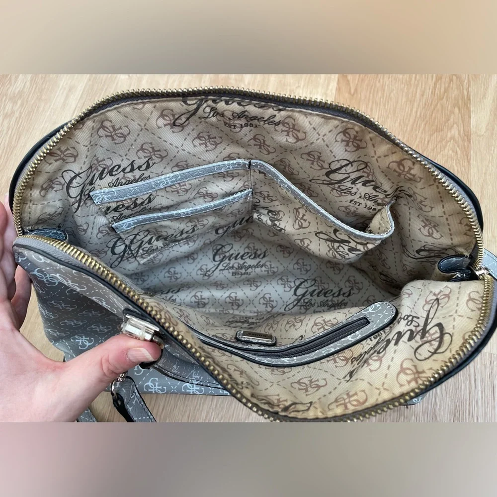 Vintage Guess gray crossbody bag purse Lena logo dome satchel 90’s y2k - Picture 5 of 10